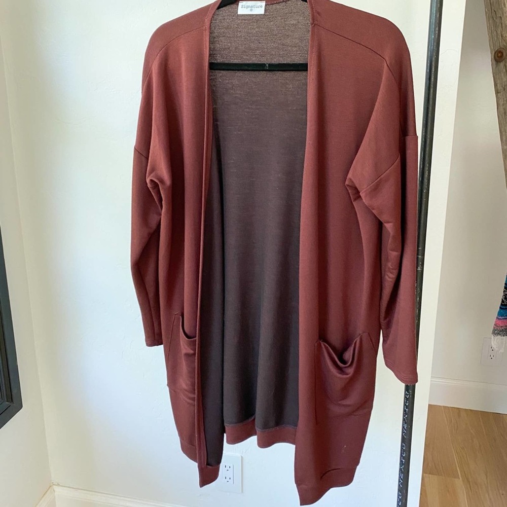 SIGNATURE Women's Maroon Knit Long Sleeve Open Front Cardigan with Pockets sz S